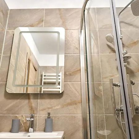 Mareea Studios In Alezzi Beach Resort Spa N Pools Apartmán